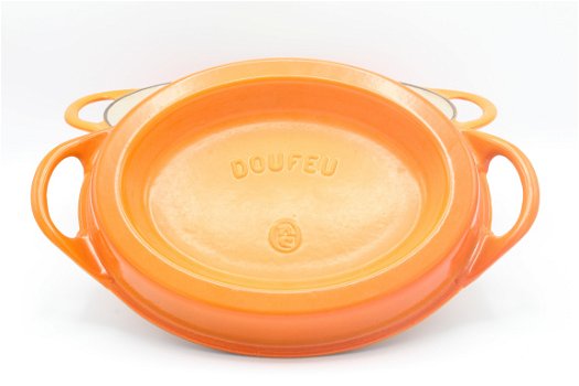 De enige, échte vintage gietijzeren Doufeu pan van Cousances, oranje 31 cm - 2