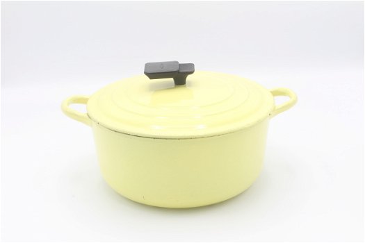 Bijzondere vintage gietijzeren pan van Le Creuset, model D, geel 22 cm - 2