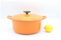 Nostalgische vintage gietijzeren pan van Le Creuset, model E, oranje 24,5 cm - 1 - Thumbnail