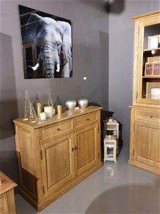 Eik massieve 2deurs dressoir CASTLE LINE, perfecte staat model LOUISE