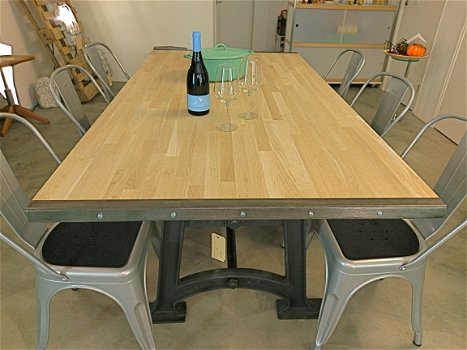 AANBIEDING: industriële tafel met gietijzeren poten - 4