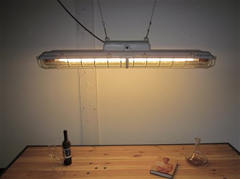 Zeldzame originele industriële lamp met 5 jaar garantie - 1