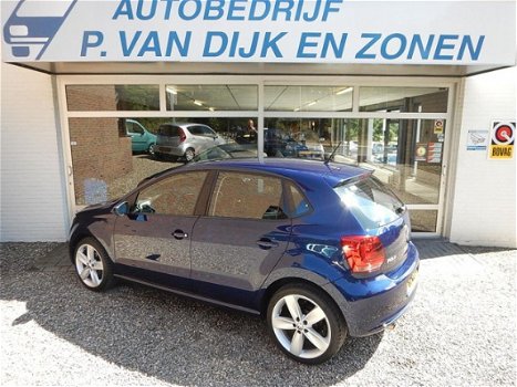 Volkswagen Polo - 1.4-16V Comfortline - 1