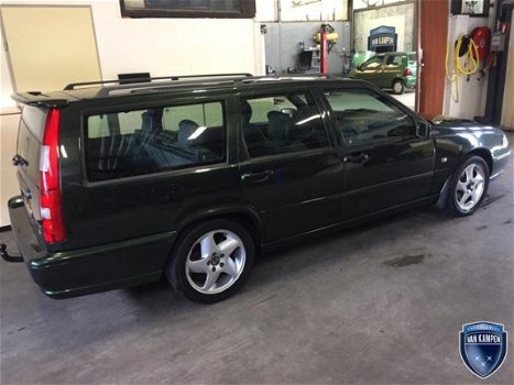 Volvo V70 - V70; 2.5T AUT - 1