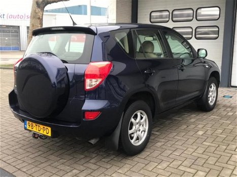 Toyota RAV4 - 2.2 D4D Linea Sol Leer nette auto - 1