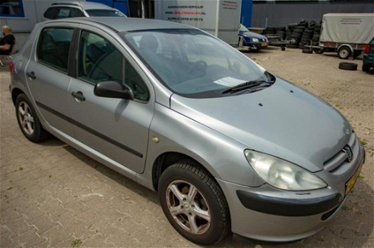 Peugeot 307 - XR 1.4 - 1