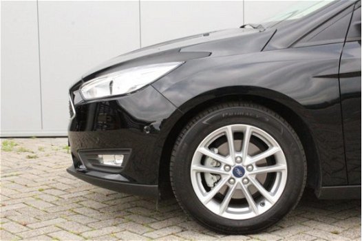 Ford Focus - 1.0-125pk Titanium Edition. Zeer luxe Veel opties, in nieuwstaat - 1