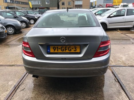 Mercedes-Benz C-klasse - 180 K Avantgarde Bj.2008 / groot navi / automaat / Orig.NL - 1