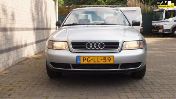 Audi A4 - 1.6 - 1