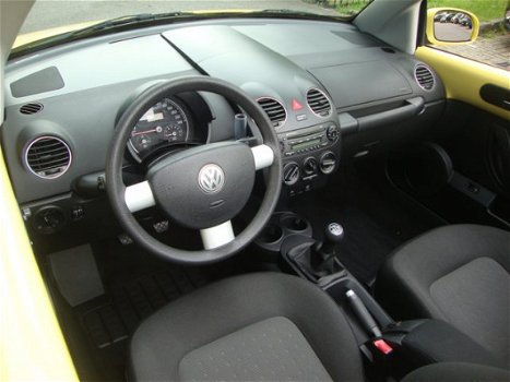 Volkswagen New Beetle Cabriolet - 1.6 Trendline lage km stand VW dealer oh 2e eig - 1