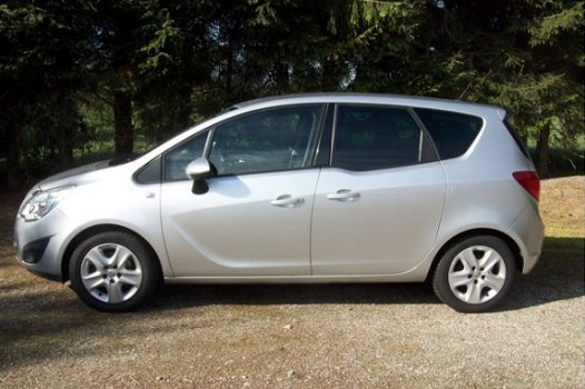 Opel Meriva - 1.4 Cosmo - 1