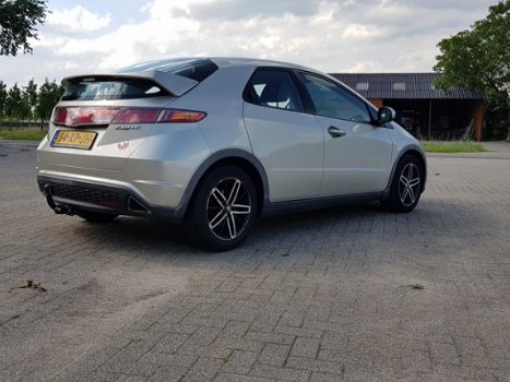 Honda Civic - 1.8 Comfort - 1