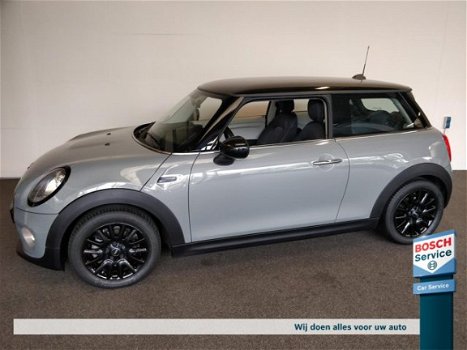 Mini Mini Cooper - 1.5 136pk Automaat Cooper Navigatie - 1