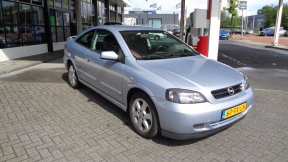 Opel Astra Coupé - 1.8-16V Riem Vervangen Bij 164418 - 1