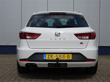 Seat Leon ST - TSI 150pk FR CONNECT / 17