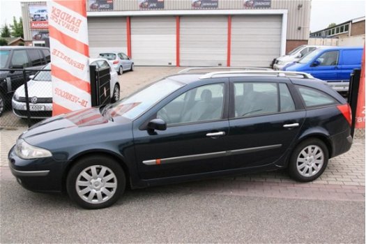 Renault Laguna Grand Tour - 2.0-16V T Privilège Airco 5drs APK Trekhaak - 1