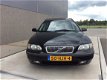 Volvo V70 - 2.4 LEER AUTOMAAT BTW AUTO YOUNGTIMER - 1 - Thumbnail