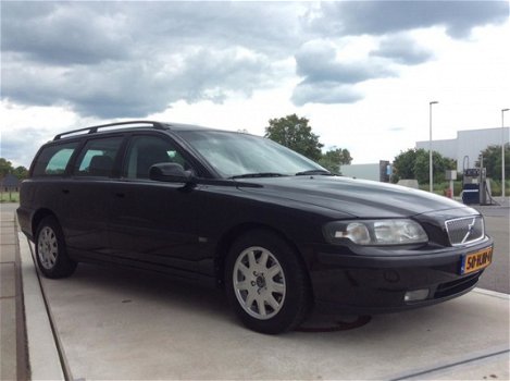 Volvo V70 - 2.4 LEER AUTOMAAT BTW AUTO YOUNGTIMER - 1