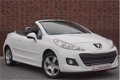 Peugeot 207 CC - 1.6 VTi Cabrio - Navigatie - 6 Maanden BOVAG Garantie - 1 - Thumbnail