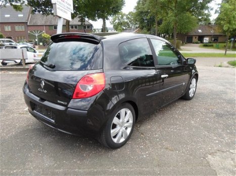 Renault Clio - 1.6-16V nwe model Dynam.Luxe topstaat auto vol extras nwe apk - 1
