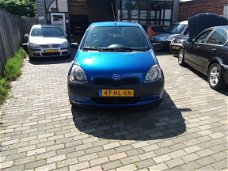 Toyota Yaris - 1.0 16v VVT-i Yorin