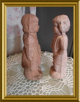 Twee leuke oude klei / aardewerk / terracotta popjes - 3