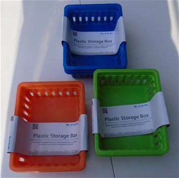 PLASTIC KORFJES 3 KLEUREN SET 3 STUKS NIEUW - 1