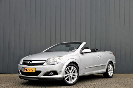 Opel Astra TwinTop - 1.6 Temptation / LEDER / AIRCO / 92000 KM - 1