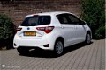 Toyota Yaris - 1.5 Hybrid 75PK 5 Drs. Energy ecc/tel/rijstrookassistent - 1 - Thumbnail