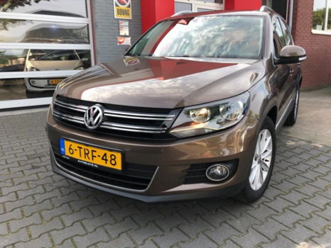 Volkswagen Tiguan - 1.4 TSI Sport&Style Panoramadak - 1