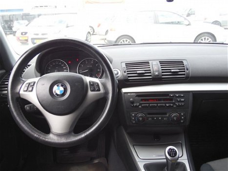 BMW 1-serie - 118i High Executive CLIMA KEURIGE AUTO (bj2005) - 1