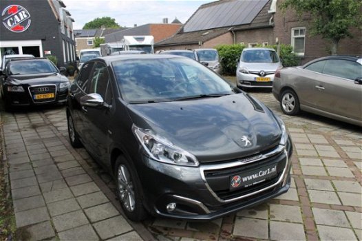 Peugeot 208 - 1.2 PureTech Style NAVIGATIE PDC AIRCO 5 DRS - 1