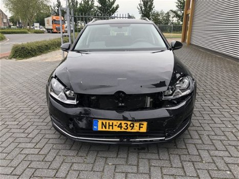 Volkswagen Golf Variant - 1.6 TDI Connected Series - 1