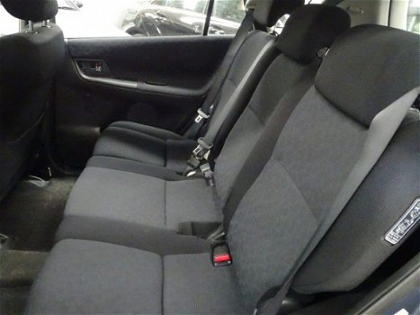 Toyota Corolla Verso - 1.6 VVT-i Linea Terra Business Stuurbekrachtiging - 1