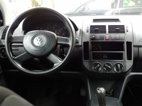 Volkswagen Polo - 1.2 Trendline Stuurbekrachtiging LPG-G3 - 1