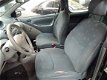 Toyota Yaris - 1.0 VVT-i Stuurbekrachtiging - 1 - Thumbnail