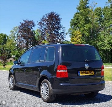 Volkswagen Touran - 1.6-16V FSI Highline NWE APK, LEER, ORG NL - 1