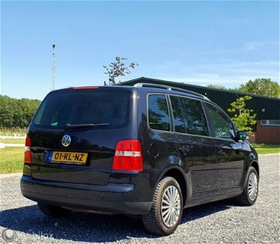 Volkswagen Touran - 1.6-16V FSI Highline NWE APK, LEER, ORG NL - 1