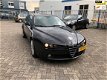 Alfa Romeo 159 Sportwagon - 2.2 JTS Distinctive Zondag's open - 1 - Thumbnail