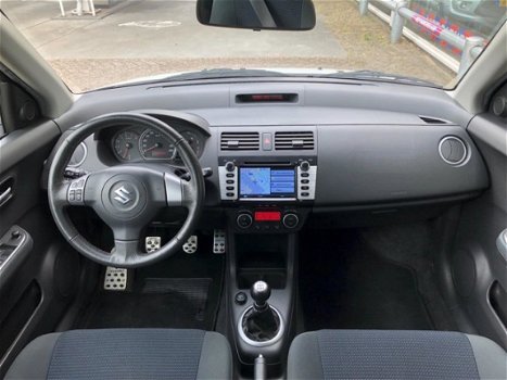 Suzuki Swift - 1.3 Exclusive - 1