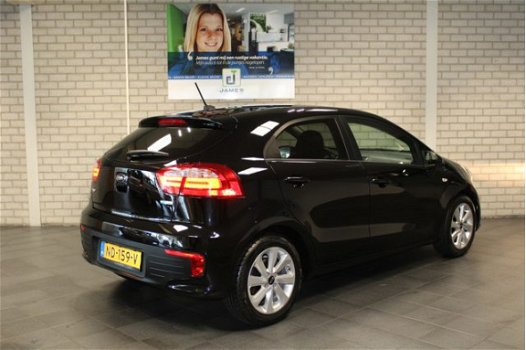 Kia Rio - 1.2 CVVT DynamicLine, Navigatie, 16 inch, keurige staat. RIJKLAARPRIJS - 1