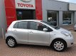 Toyota Yaris - 1.3 16v VVT-i Clima, Trekhaak, PDC, LMV - 1 - Thumbnail