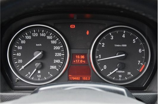 BMW 3-serie Cabrio - 320i Executive APK 2020 / zwart leer / navigatie / stoelverwarming / Xenon / de - 1