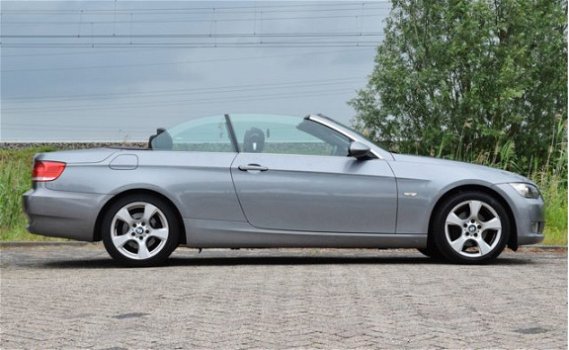 BMW 3-serie Cabrio - 320i Executive APK 2020 / zwart leer / navigatie / stoelverwarming / Xenon / de - 1