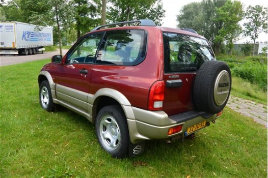 Suzuki Grand Vitara - 2.0 Metal Top Wide Body 4WD*airco*stuurbekr*2de eigenaar - 1