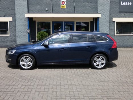 Volvo V60 - 2.4 D6 AWD Plug-In Hybrid Summum - 1