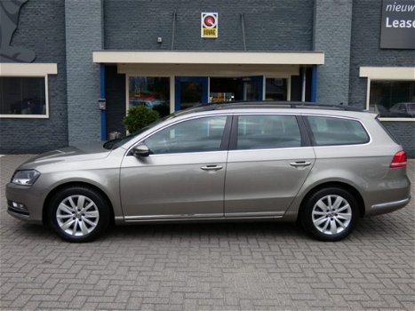 Volkswagen Passat Variant - 1.4 TSI Comfort Executive Line BlueMotion - Navigatie - Automaat - 1