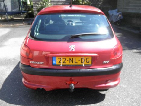 Peugeot 206 - 1.4-16V Gentry Airco, Getint glas, Nw Apk - 1