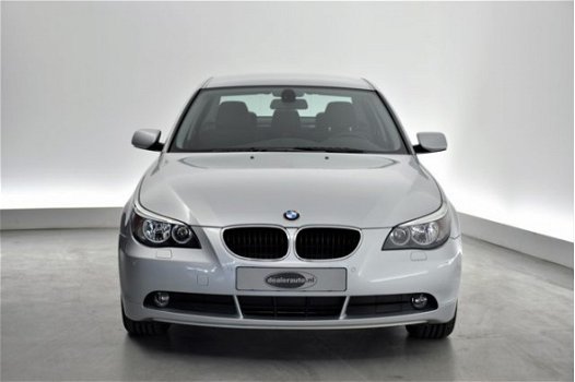 BMW 5-serie - EX BTW 520i aut. Executive 48.000KM YOUNGTIMER - 1