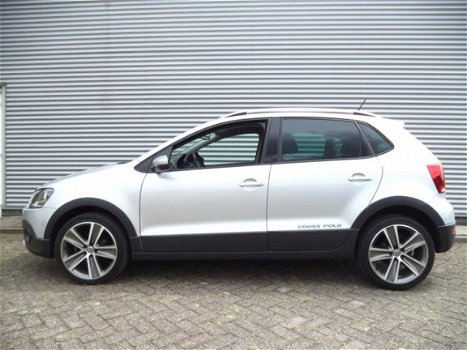 Volkswagen Polo - 1.2 Cross Highline - 1